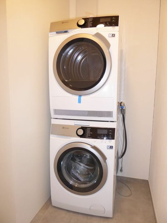neuwertige 2.5-Zimmer-Wohnung an sonniger Lage 8