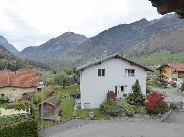 4 1/2-Zimmer-Wohnung an ruhiger Lage 13