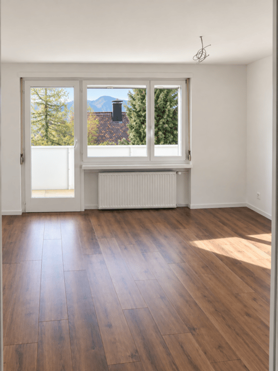 Ruhige Hanglage im Weinberg: Exklusive 4-Zimmer-Wohnung mit grosszügigem Parkangebot 4