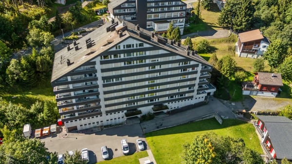 grosszügige 2-Zimmer-Ferienwohnung mit Balkon und einem Tiefgaragenplatz 19