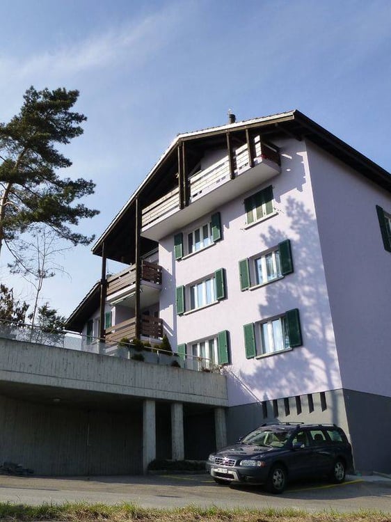 Charmante 1.5-Zimmer-Wohnung mit Balkon und Garage in Herblingen 2