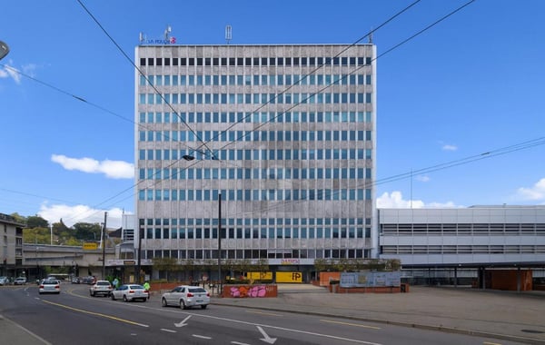 ESPACE DE TRAVAIL AVEC VUE PANORAMIQUE 1