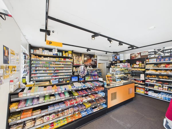 TOP GELEGENHEIT MIT VIEL LAUFKUNDSCHAFT 3