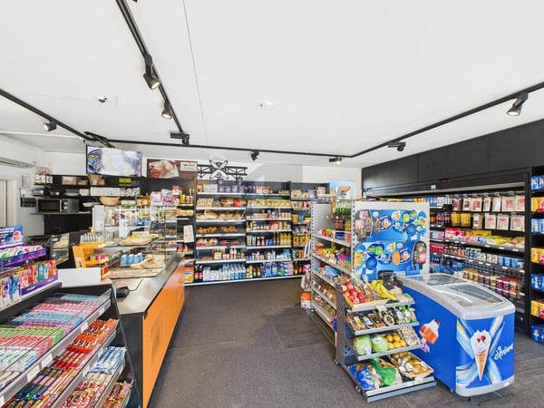 TOP GELEGENHEIT MIT VIEL LAUFKUNDSCHAFT 5