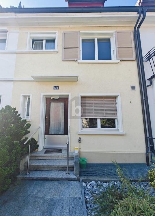 FAMILIENFREUNDLICH, RUSTIKAL MIT GARTEN UND KAMIN 1