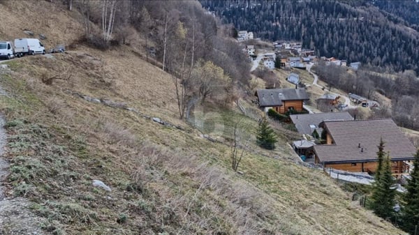 BELLE PARCELLE À BÂTIR 5