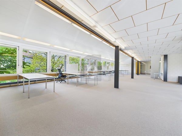 OFFEN, HELL, ZENTRAL 2