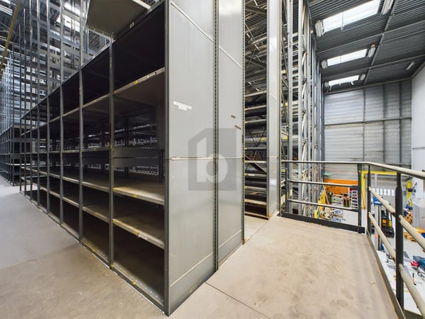 HOCHREGALLAGER AN IDEALER LAGE 4