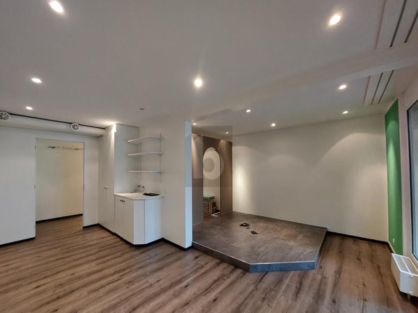 ATTRAKTIVER STANDORT MIT VIEL POTENTIAL ! 1