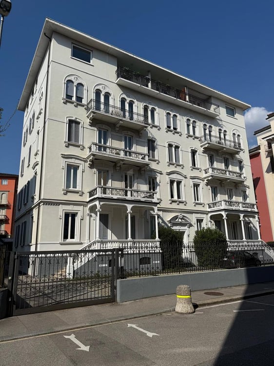 PRESTIGIOSO PALAZZO NEL CUORE DI LUGANO 4