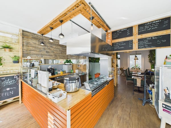 ETABLIERT MIT HOHER KUNDENFREQUENZ 1