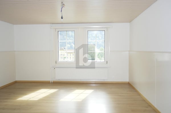 RENOVIERT MIT GROSSER TERRASSE 75 M2 4