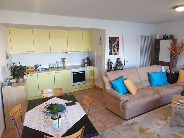 MODERNA E SOLEGGIATA CON MERAVIGLIOSA VISTA LAGO 4