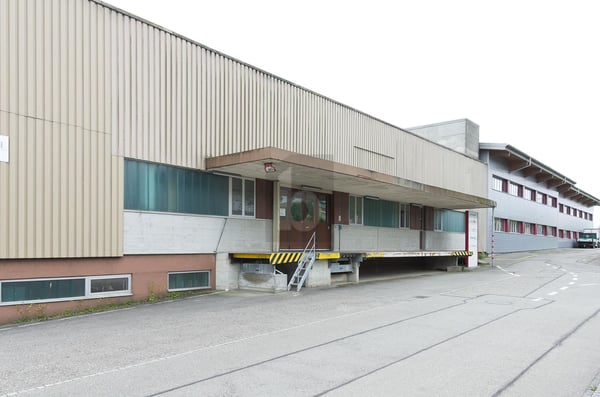 PRODUKTIONSFLÄCHE MIT 6 METER INNENHÖHE 4