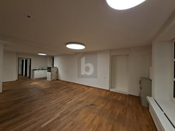 VIELSEITIG EINSETZBAR AN TOP LAGE 3