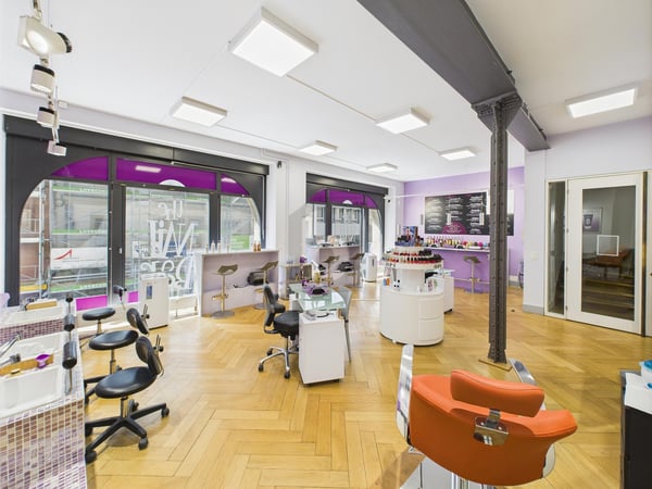 STARK FREQUENTIERT AN TOP LAGE 2