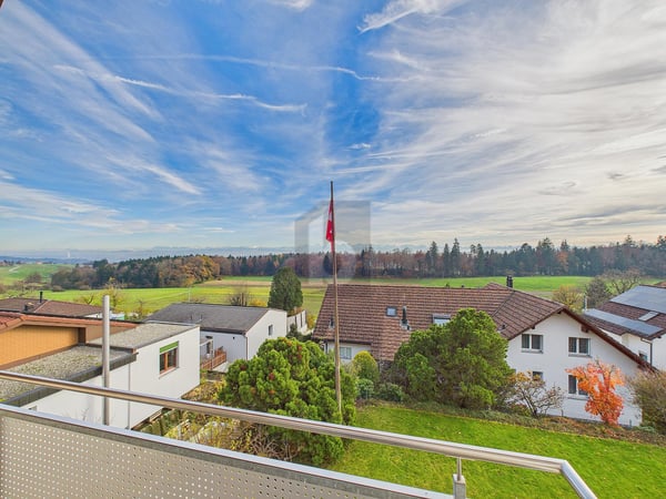 FANTASTISCHE AUSSICHT AN RUHIGER LAGE 1