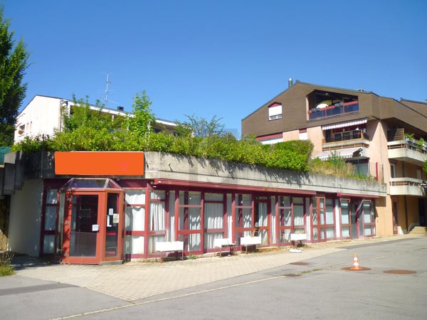 RESTAURANT SANS PAS-DE-PORTE 1