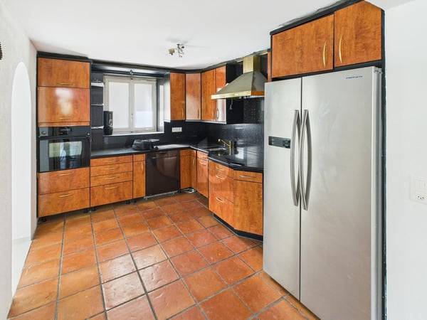 FRISCH SANIERT MIT GROSSEM BALKON 2