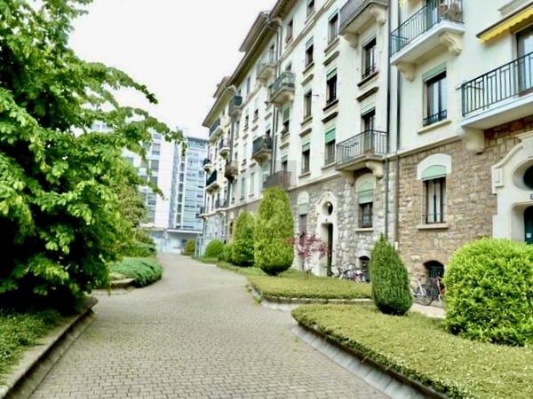 UN PETIT AIR DE PROVENCE AU COEUR DES CHARMILLES 5