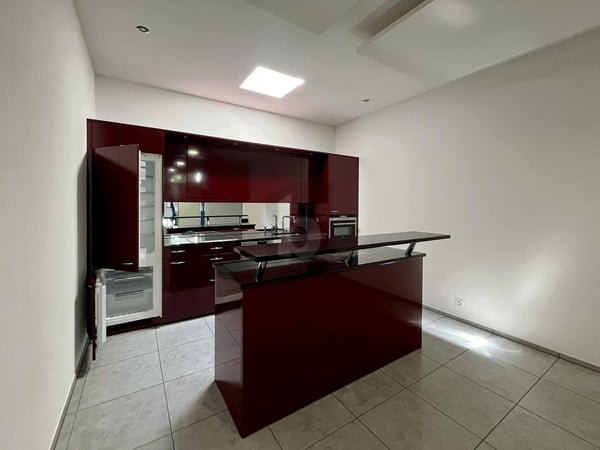 TOP AUSGESTATTET, MODERN UND VIEL PLATZ 4