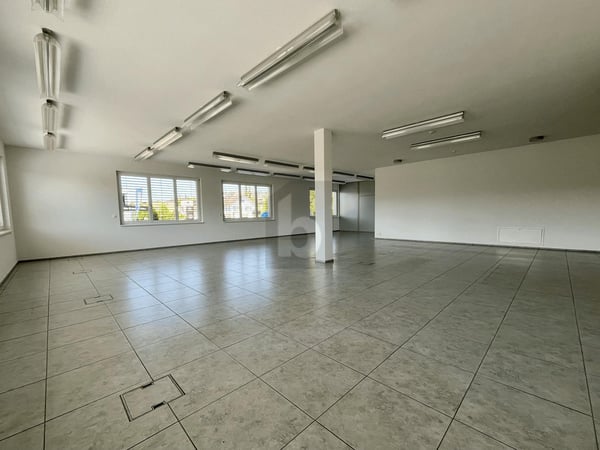 TOP AUSGESTATTET, MODERN UND VIEL PLATZ 2