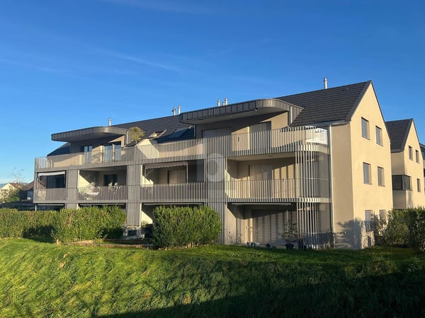 HOCHWERTIGER NEUBAU AN SONNIGER LAGE! 1