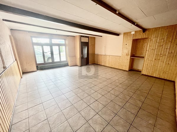 BELLE OPPORTUNITÉ POUR RÉNOVATION OU PROMOTION 4