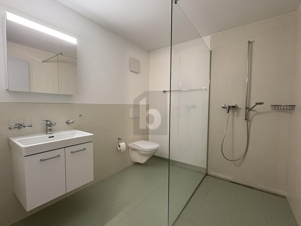 EXKLUSIV AN RUHIGER LAGE UND PANORAMA AUSSICHT 3