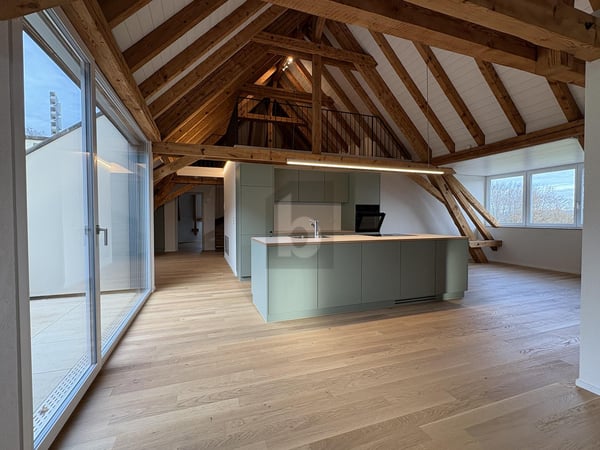 EXKLUSIV AN RUHIGER LAGE UND PANORAMA AUSSICHT 1