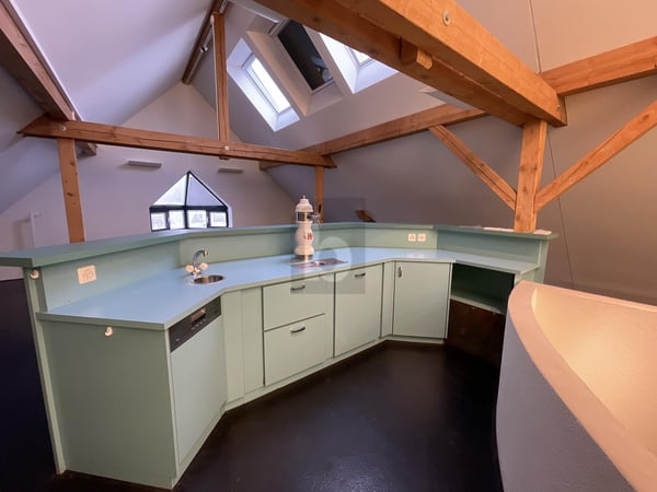 EINZIGARTIGE ATMOSPHÄRE ZUR VIELSEITIGEN NUTZUNG 1