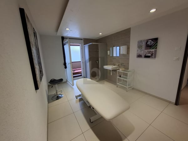 CABINET DE SOINS OU FITNESS & WELLNESS 3