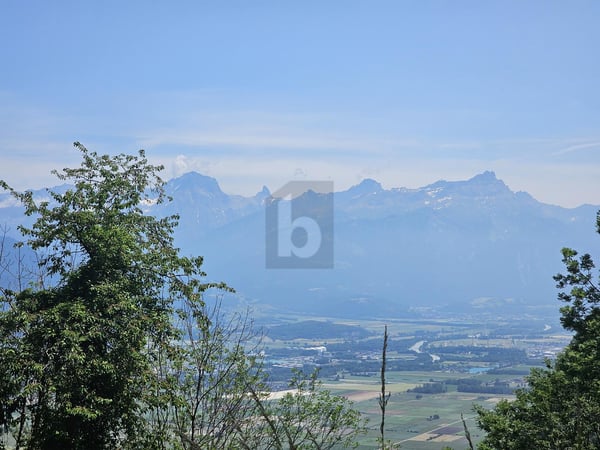 PROJET AVEC PERMIS EN FORCE ET VUE SPLENDIDE ! 4