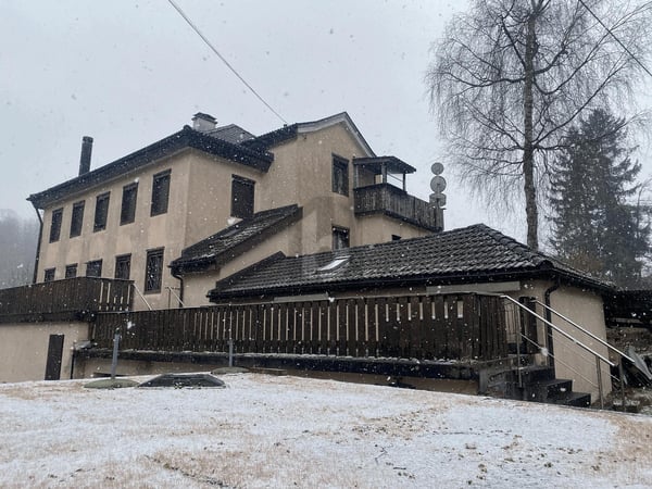 GROSSZÜGIG AN IDEALER LAGE 4