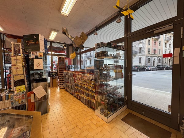 ARCADE AU CENTRE DES EAUX-VIVES 2