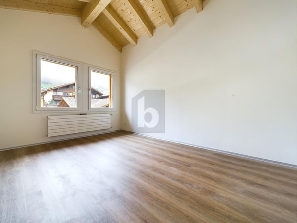 GROSSZÜGIG UND LICHTDURCHFLUTET 1