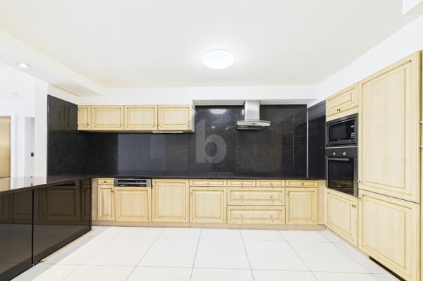 AU COEUR DE MONTREUX AVEC VUE ! 2