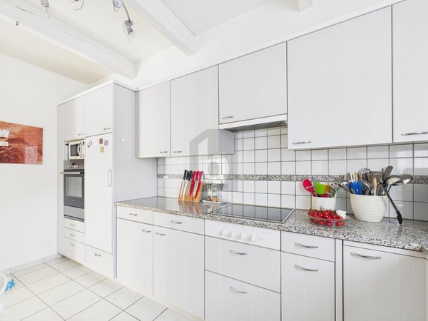 LICHTDURCHFLUTET MIT PARADIESISCHEM GARTEN 3