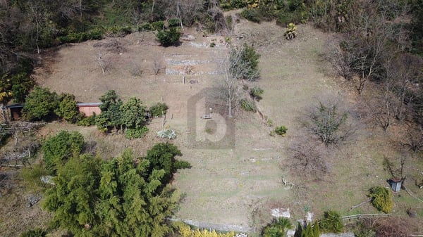 TERRENO EDIFICABILE CON BELLISSIMA VISTA 5