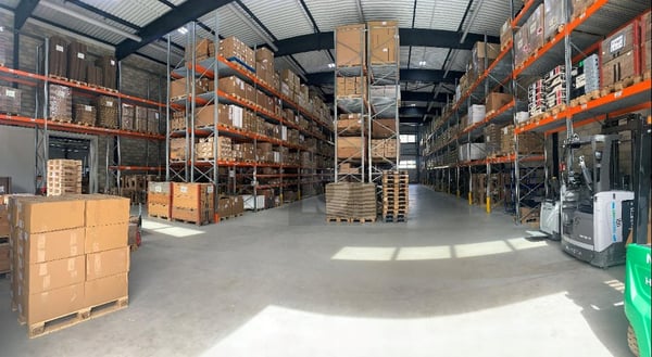 DEUX HALLES SPACIEUSES 2