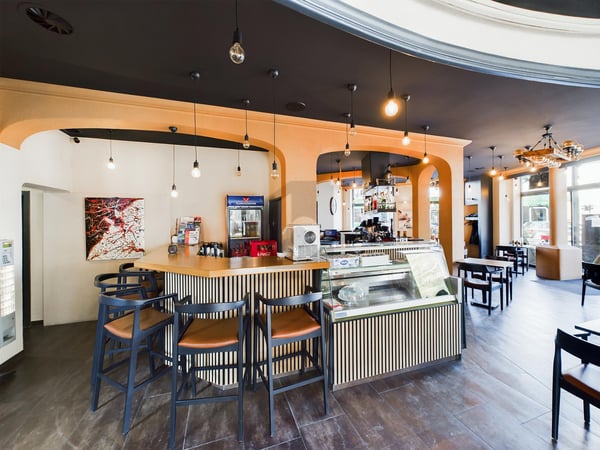 AN BESTER LAGE DIREKT NEBEN DER NOVARTIS! 4