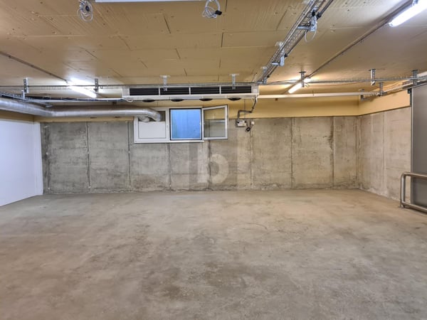 PRATKTISCH UND ZENTRAL, MIT IDEALER ABLADERAMPE 2