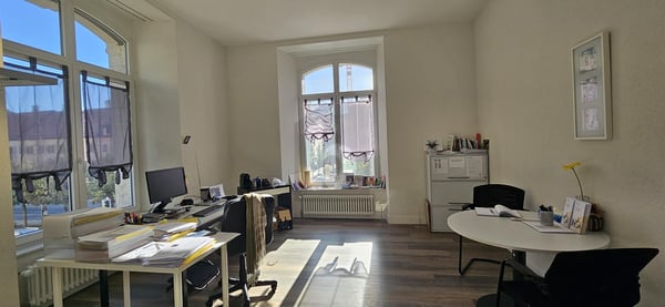 AU CENTRE VILLE IDÉALEMENT SITUÉE 1