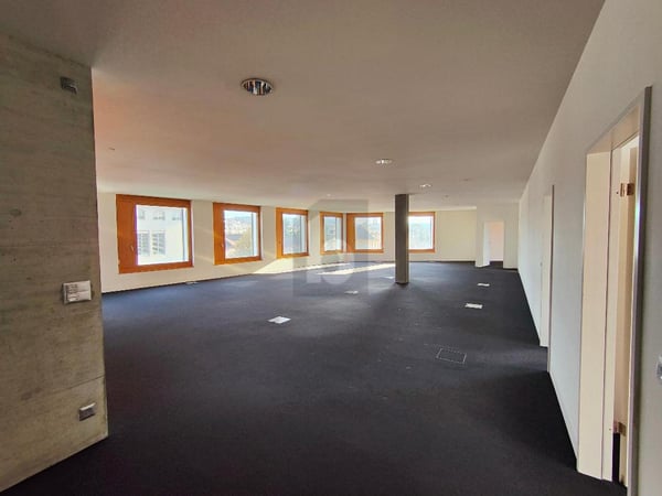 ZENTRALE GEWERBEFLÄCHE MIT EXTRA-OPTIONEN 2