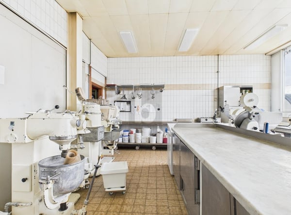 SURFACE FLEXIBLE ET BIEN DESSERVIE 4