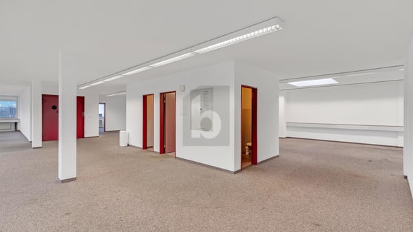 GROSSZÜGIG AN ZENTRALER LAGE 5