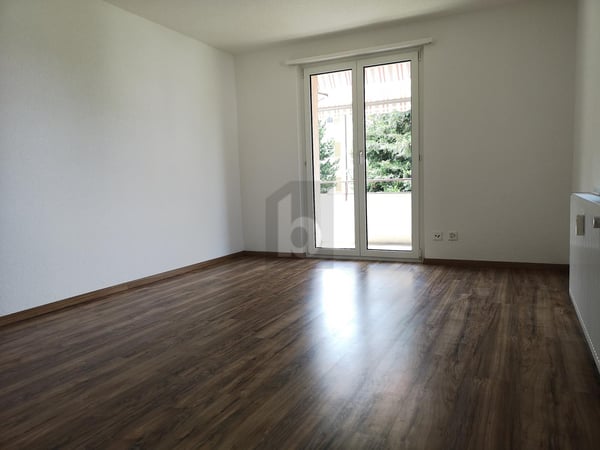 LICHTDURCHFLUTET UND SANIERT MIT BALKON! 4