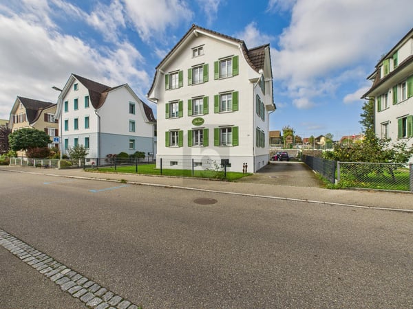 FACHMÄNNISCH KERNSANIERT IM ZENTRUM! 1