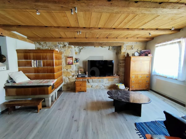 MEHRGENERATIONENHAUS ZENTRAL GELEGEN 2