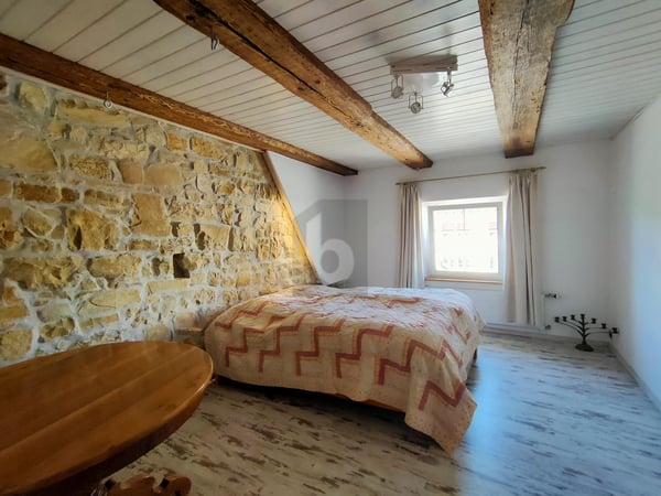 MEHRGENERATIONENHAUS ZENTRAL GELEGEN 3